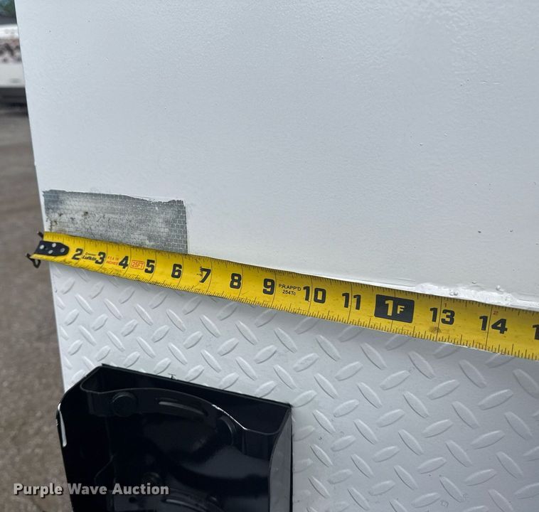 image for item EG5957 2009 Ford F750 Super Duty Crew Cab utility / service truck