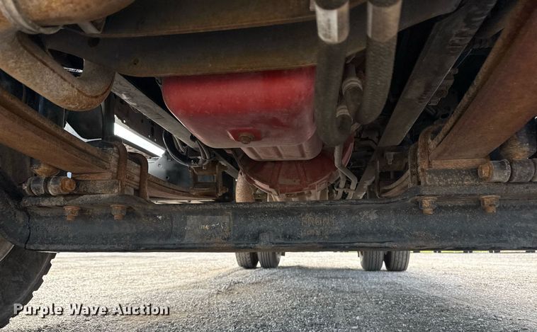 image for item EG5957 2009 Ford F750 Super Duty Crew Cab utility / service truck