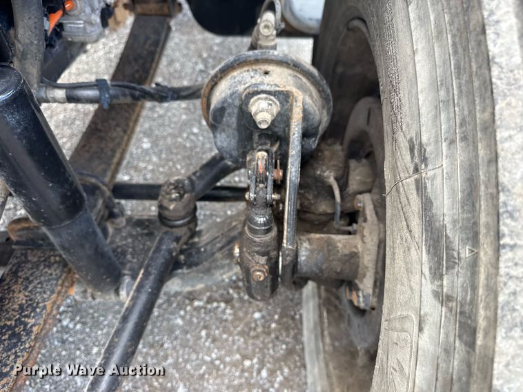 image for item EG5957 2009 Ford F750 Super Duty Crew Cab utility / service truck