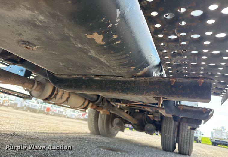 image for item EG5957 2009 Ford F750 Super Duty Crew Cab utility / service truck