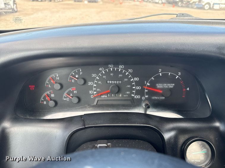 image for item EG5957 2009 Ford F750 Super Duty Crew Cab utility / service truck