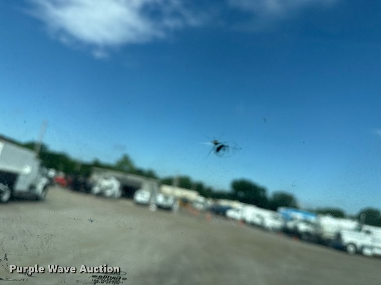 image for item EG5957 2009 Ford F750 Super Duty Crew Cab utility / service truck