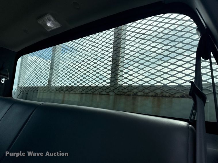 image for item EG5957 2009 Ford F750 Super Duty Crew Cab utility / service truck