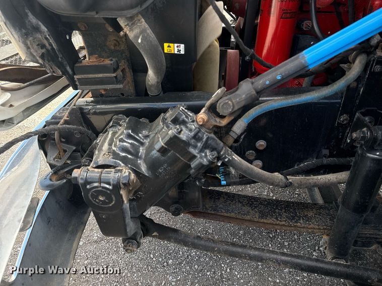 image for item EG5957 2009 Ford F750 Super Duty Crew Cab utility / service truck