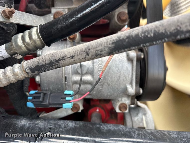 image for item EG5957 2009 Ford F750 Super Duty Crew Cab utility / service truck