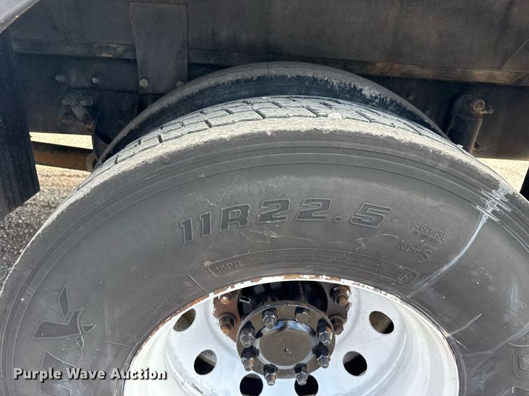 image for item EG5957 2009 Ford F750 Super Duty Crew Cab utility / service truck