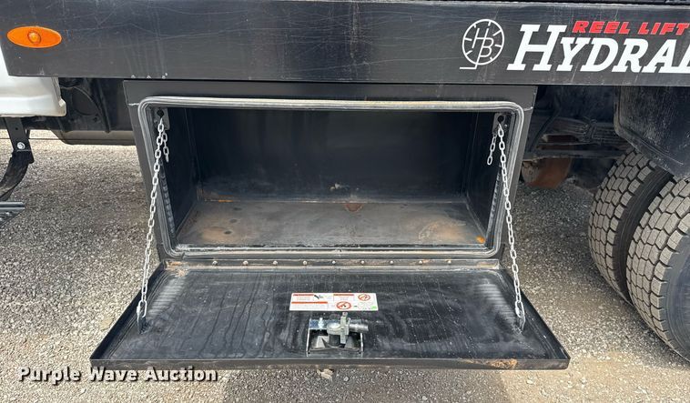 image for item EG5964 2022 Chevrolet Silverado 5500HD reel truck 