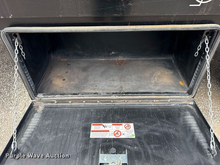 image for item EG5964 2022 Chevrolet Silverado 5500HD reel truck 