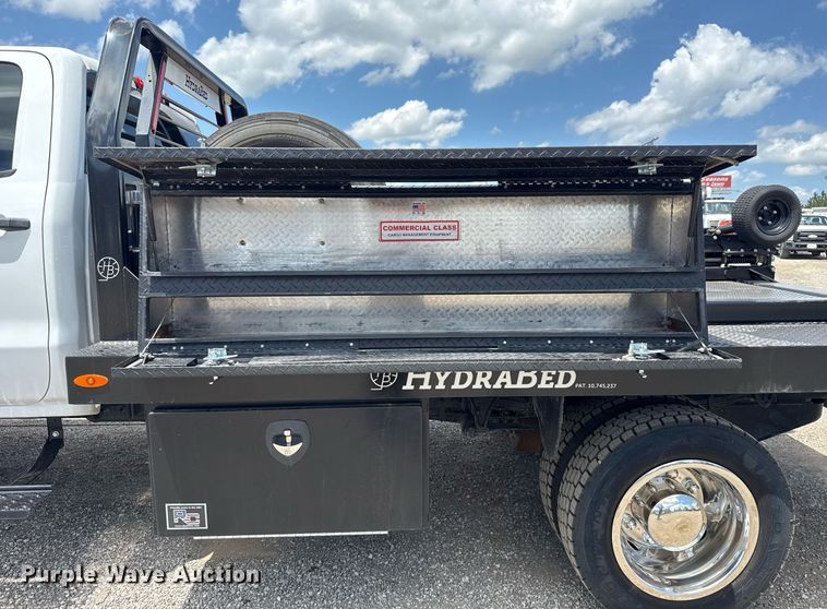 image for item EG5964 2022 Chevrolet Silverado 5500HD reel truck 