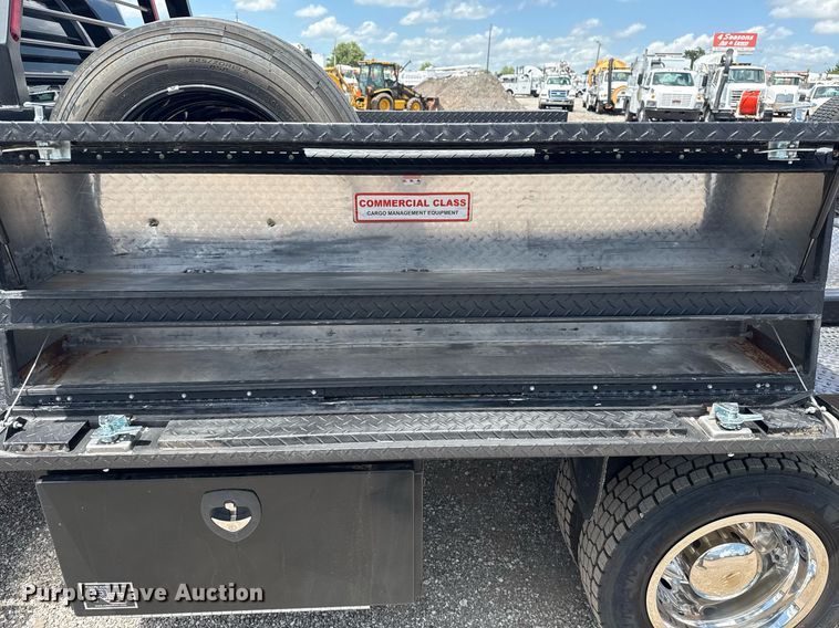 image for item EG5964 2022 Chevrolet Silverado 5500HD reel truck 