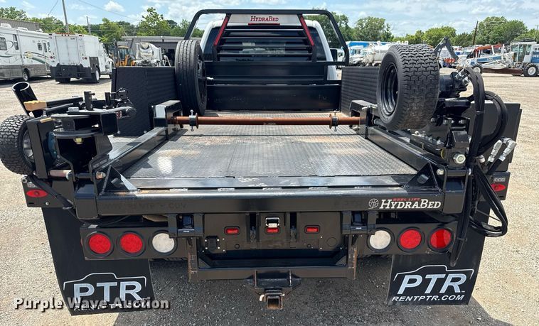 image for item EG5964 2022 Chevrolet Silverado 5500HD reel truck 