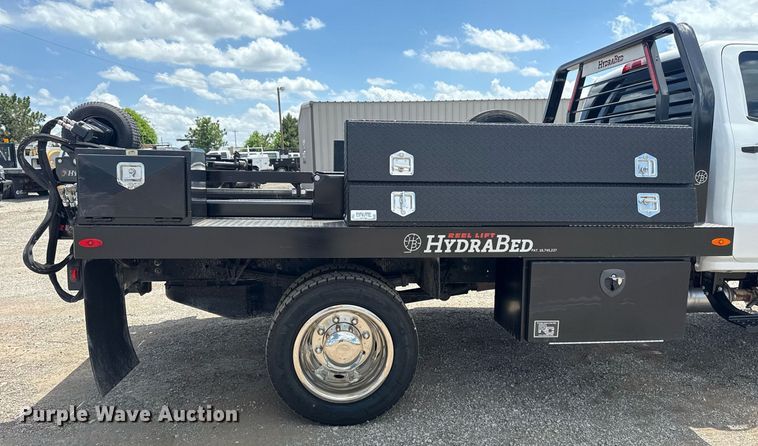 image for item EG5964 2022 Chevrolet Silverado 5500HD reel truck 