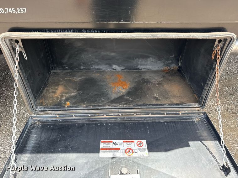 image for item EG5964 2022 Chevrolet Silverado 5500HD reel truck 