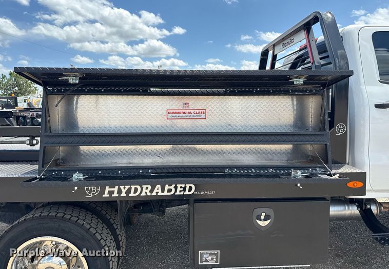 image for item EG5964 2022 Chevrolet Silverado 5500HD reel truck 