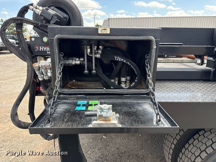 image for item EG5964 2022 Chevrolet Silverado 5500HD reel truck 