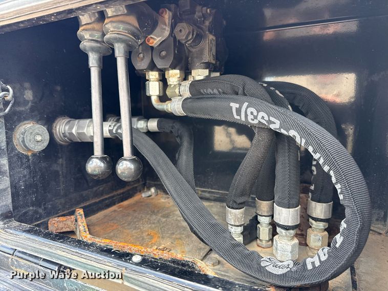 image for item EG5964 2022 Chevrolet Silverado 5500HD reel truck 