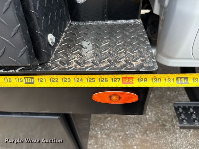 image for item EG5964 2022 Chevrolet Silverado 5500HD reel truck 