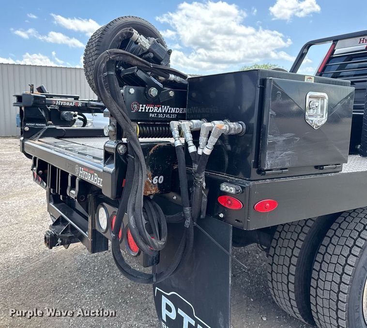 image for item EG5964 2022 Chevrolet Silverado 5500HD reel truck 