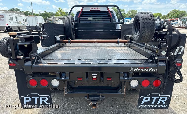 image for item EG5964 2022 Chevrolet Silverado 5500HD reel truck 