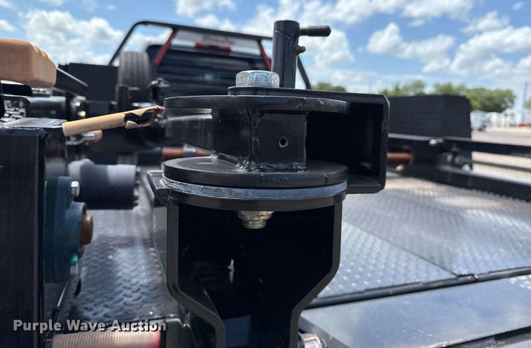 image for item EG5964 2022 Chevrolet Silverado 5500HD reel truck 