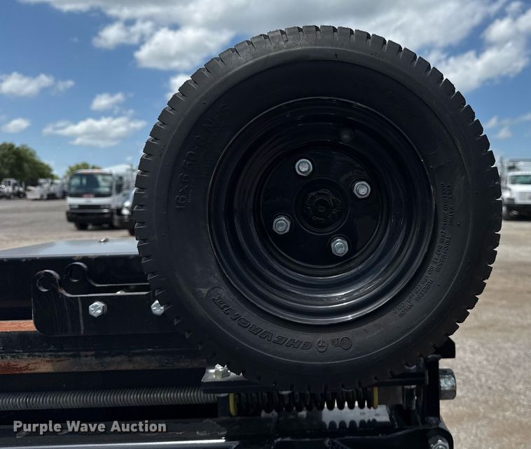 image for item EG5964 2022 Chevrolet Silverado 5500HD reel truck 