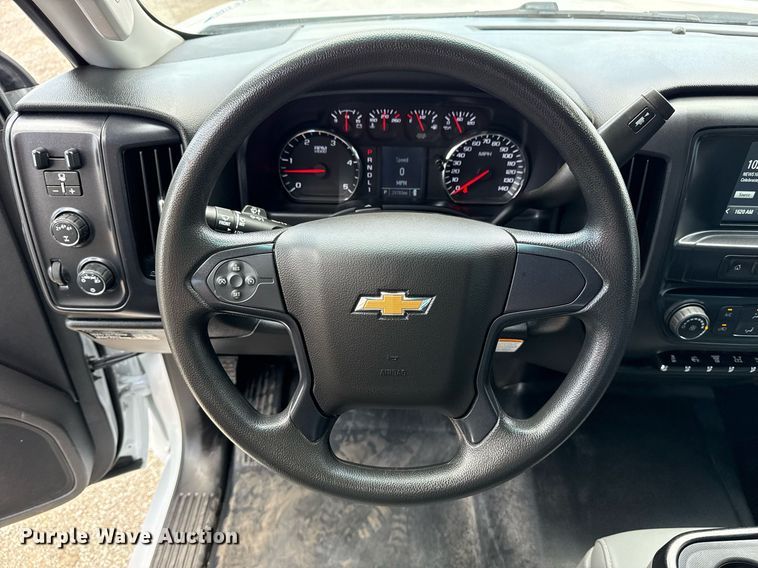 image for item EG5964 2022 Chevrolet Silverado 5500HD reel truck 