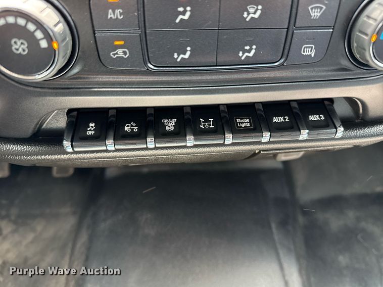 image for item EG5964 2022 Chevrolet Silverado 5500HD reel truck 