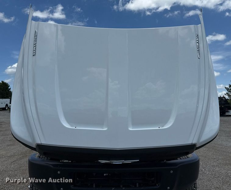 image for item EG5964 2022 Chevrolet Silverado 5500HD reel truck 