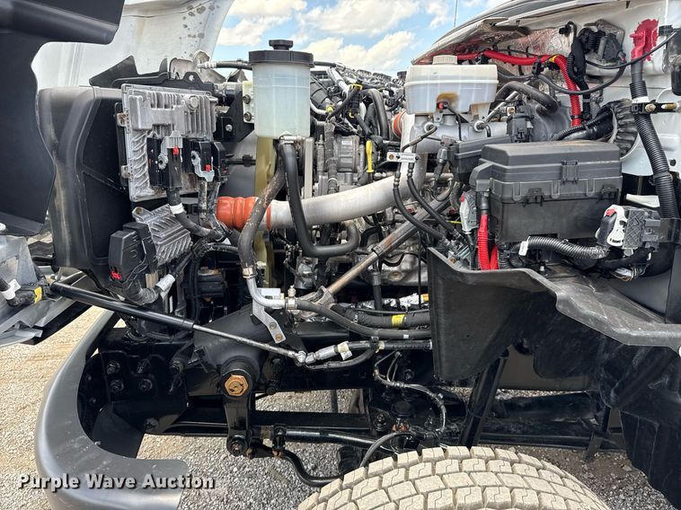 image for item EG5964 2022 Chevrolet Silverado 5500HD reel truck 