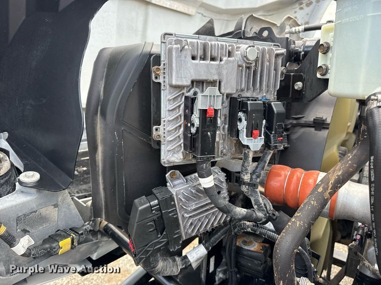 image for item EG5964 2022 Chevrolet Silverado 5500HD reel truck 