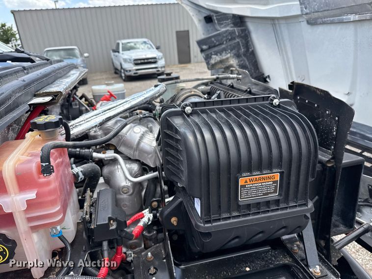 image for item EG5964 2022 Chevrolet Silverado 5500HD reel truck 