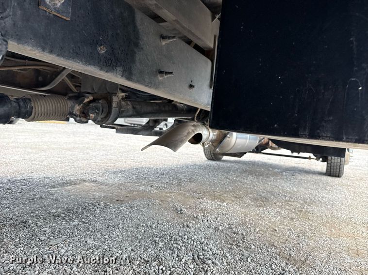 image for item EG5964 2022 Chevrolet Silverado 5500HD reel truck 