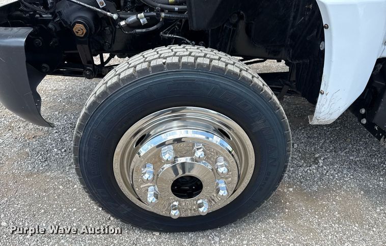 image for item EG5964 2022 Chevrolet Silverado 5500HD reel truck 