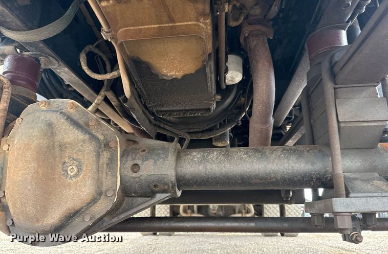 image for item EG5968 2005 GMC C4500 bucket truck