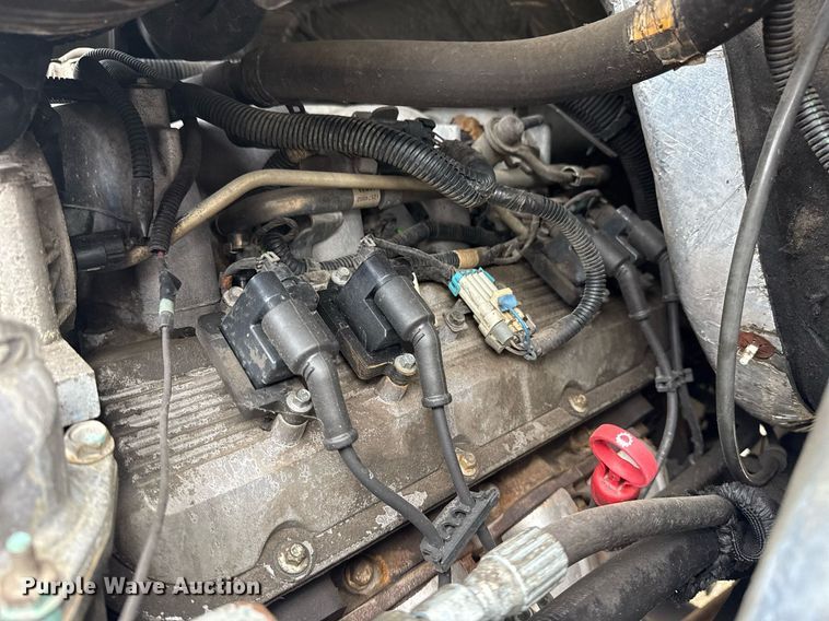 image for item EG5968 2005 GMC C4500 bucket truck