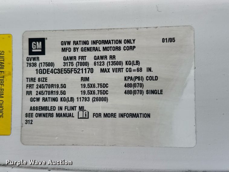 image for item EG5968 2005 GMC C4500 bucket truck