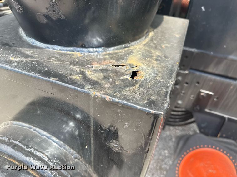 image for item EG5973 2002 Sterling L9500 sewer jetter truck