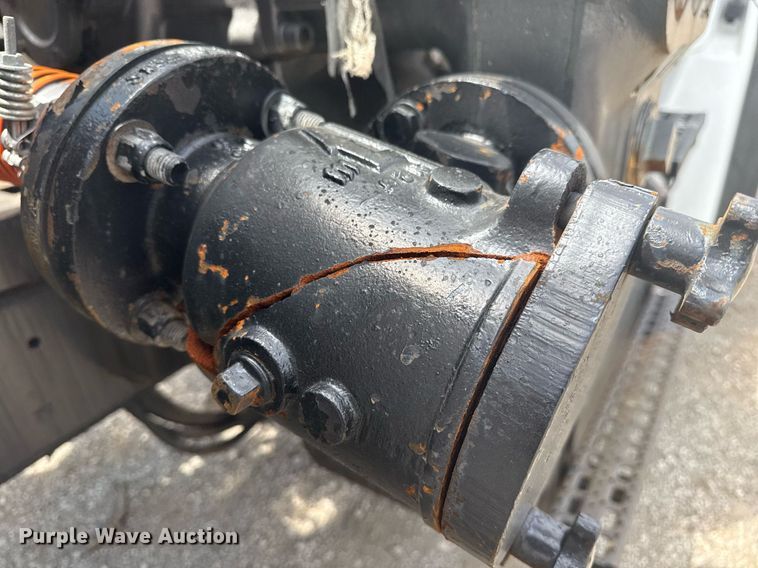 image for item EG5973 2002 Sterling L9500 sewer jetter truck