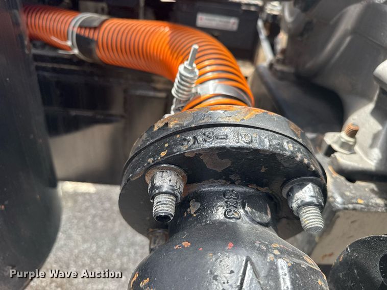 image for item EG5973 2002 Sterling L9500 sewer jetter truck