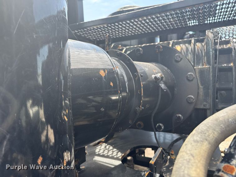 image for item EG5973 2002 Sterling L9500 sewer jetter truck