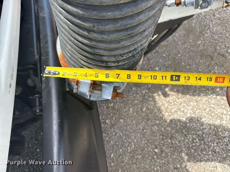 image for item EG5973 2002 Sterling L9500 sewer jetter truck