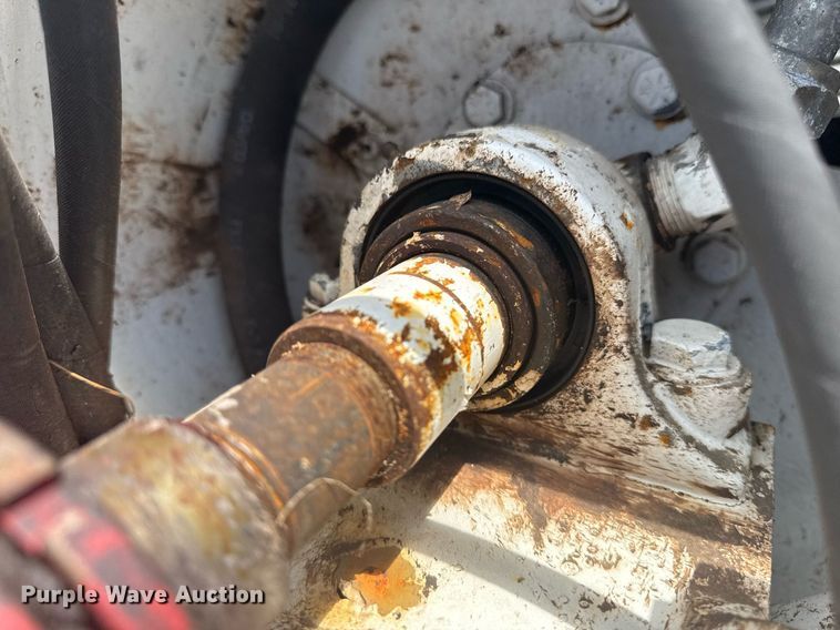 image for item EG5973 2002 Sterling L9500 sewer jetter truck