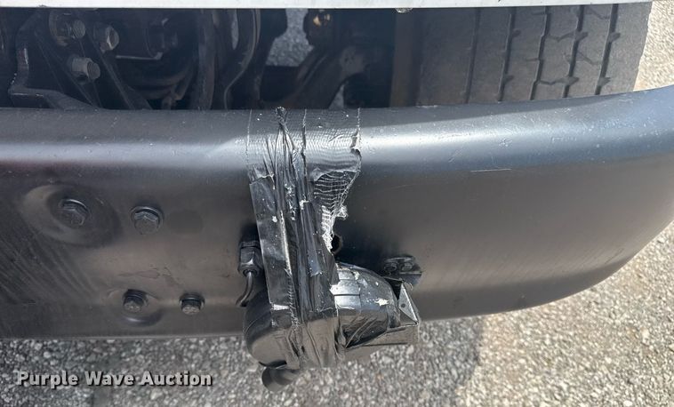 image for item EG5973 2002 Sterling L9500 sewer jetter truck