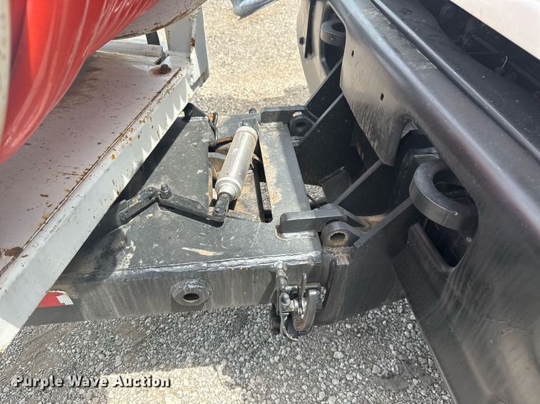 image for item EG5973 2002 Sterling L9500 sewer jetter truck