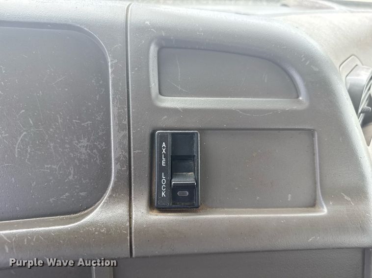 image for item EG5973 2002 Sterling L9500 sewer jetter truck