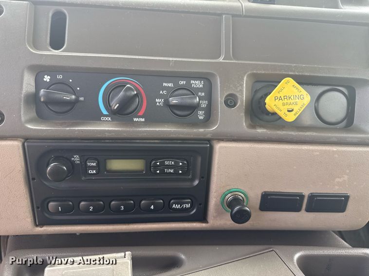 image for item EG5973 2002 Sterling L9500 sewer jetter truck