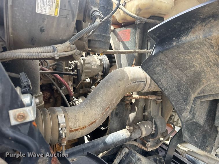 image for item EG5973 2002 Sterling L9500 sewer jetter truck