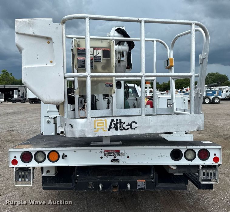 image for item EG5977 2018 Ford F550 Super Duty bucket truck