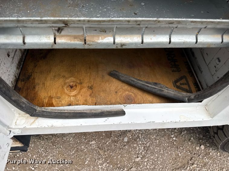 image for item EG5977 2018 Ford F550 Super Duty bucket truck