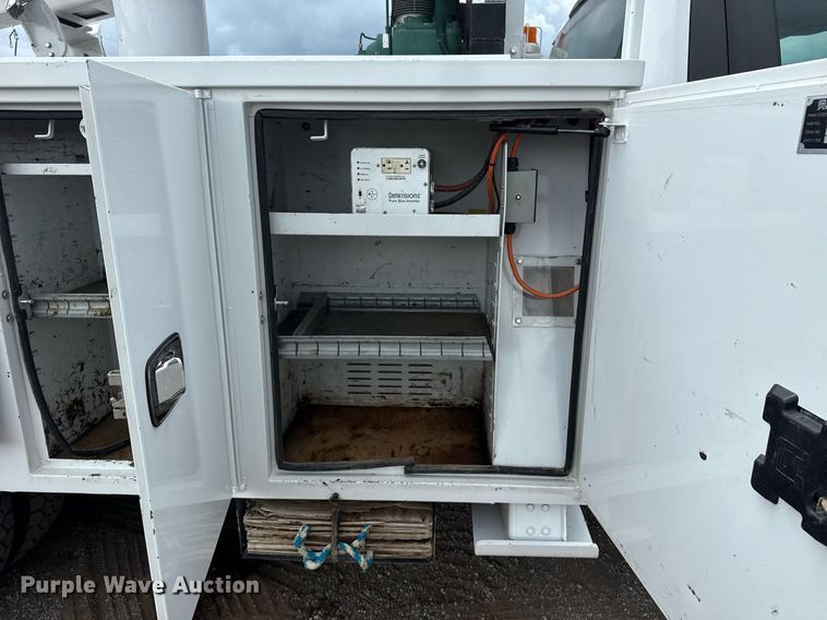 image for item EG5977 2018 Ford F550 Super Duty bucket truck